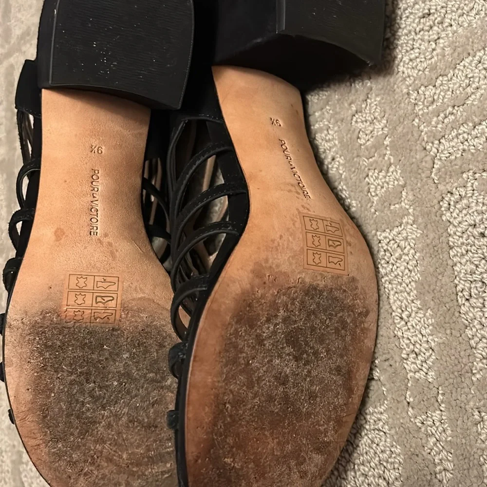 Pour la Victoire strappy block Sandals - Picture 4 of 4